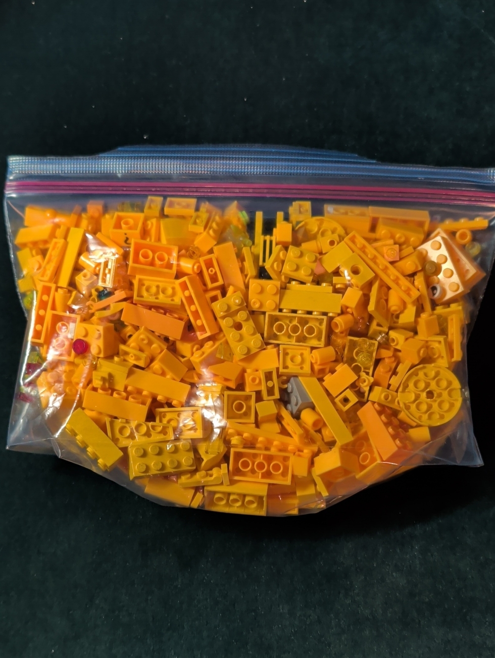 Lot 14.9 Oz. Of Yellow Lego Bricks